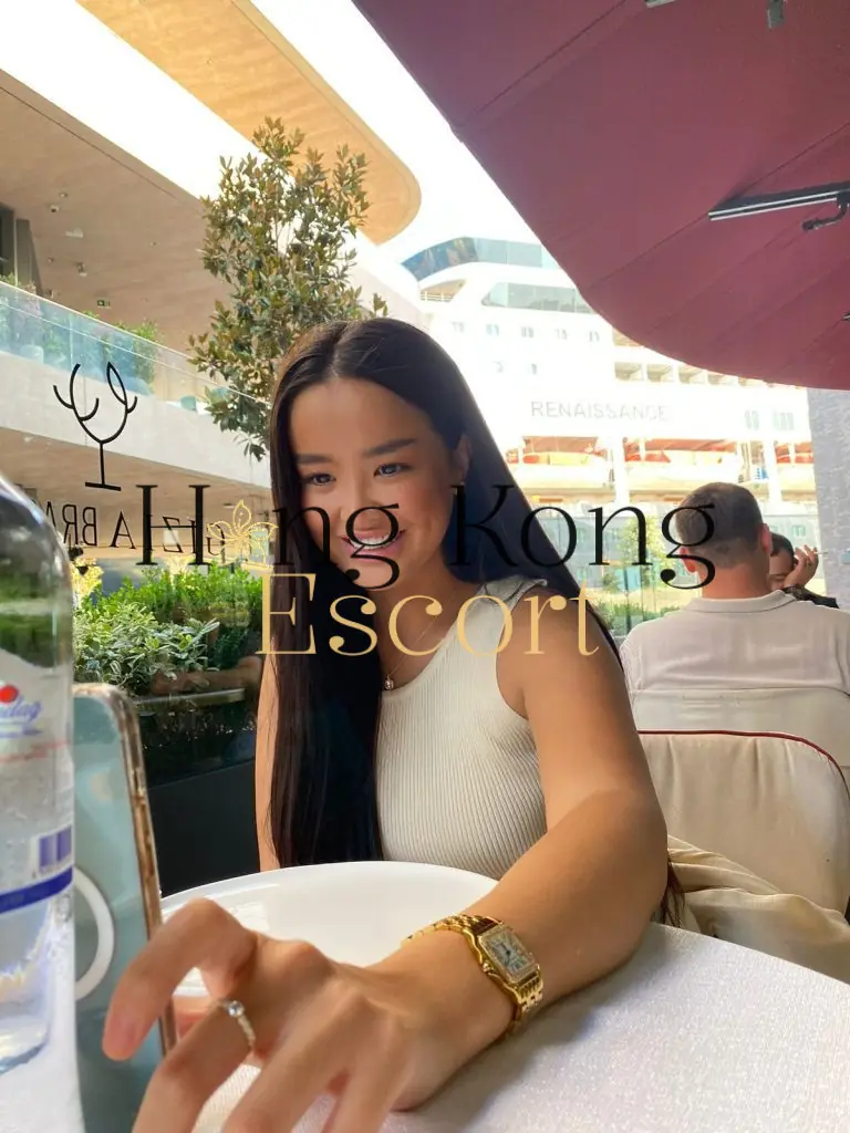 Lia - Escort Hong Kong, bust 3, height 172 cm