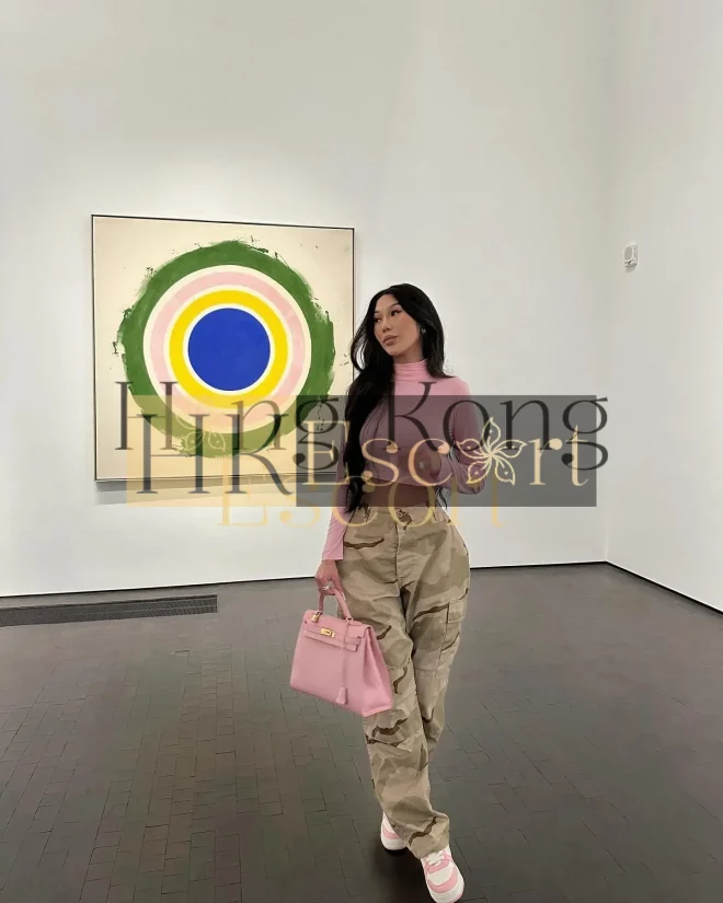 Aria, 20 years old, weight 59 kg, height 178 cm