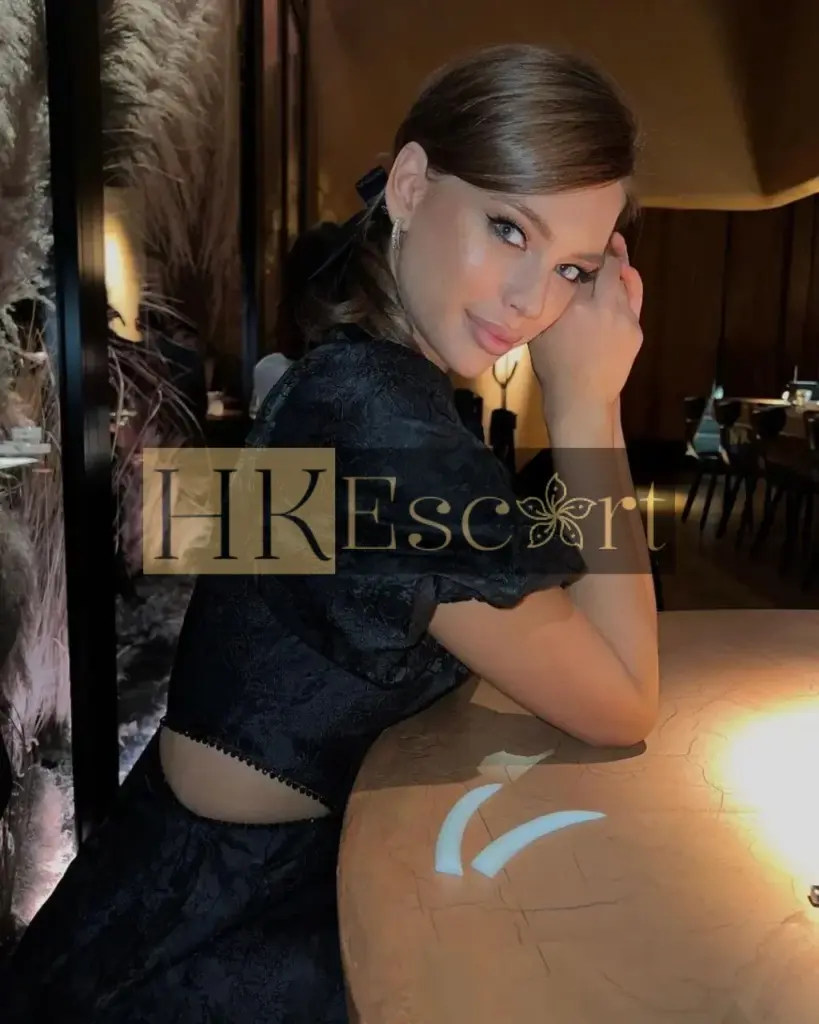 Kiera - Escort Hong Kong, bust 2, height 175 cm, weight 59 kg