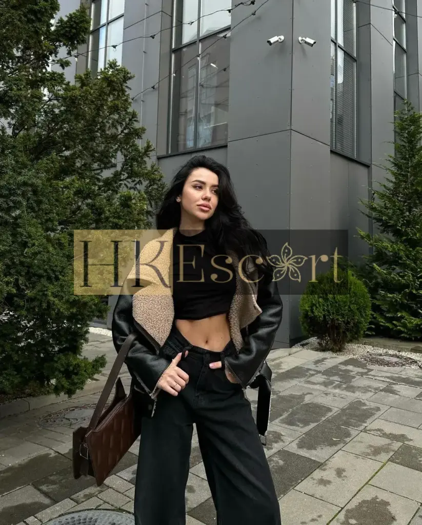 Nadine - Escort Hong Kong, bust 2, height 173 cm, weight 54 kg