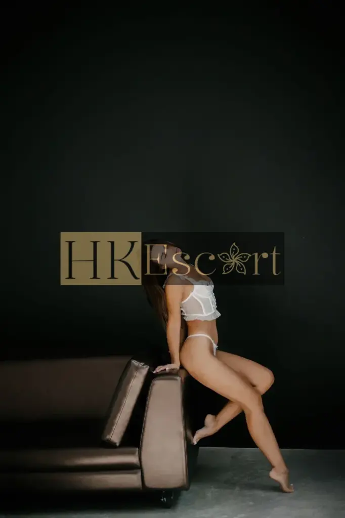 Lika - Escort Hong Kong, bust 2, height 164 cm, weight 50 kg