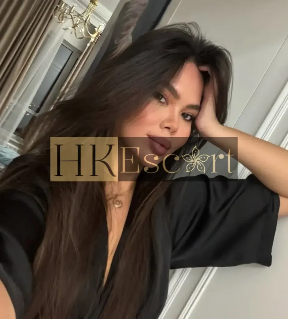 Adeline - Escort Hong Kong, bust 3, height 175 cm, weight 59 kg