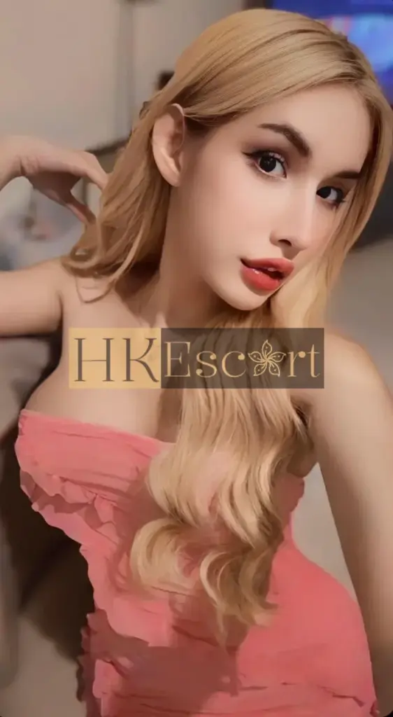 Elise - Escort Hong Kong, bust 2, height 167 cm, weight 54 kg
