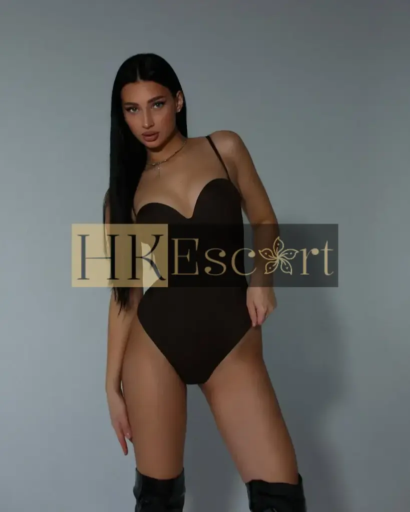 Aria - Escort Hong Kong, bust 2, height 178 cm, weight 60 kg