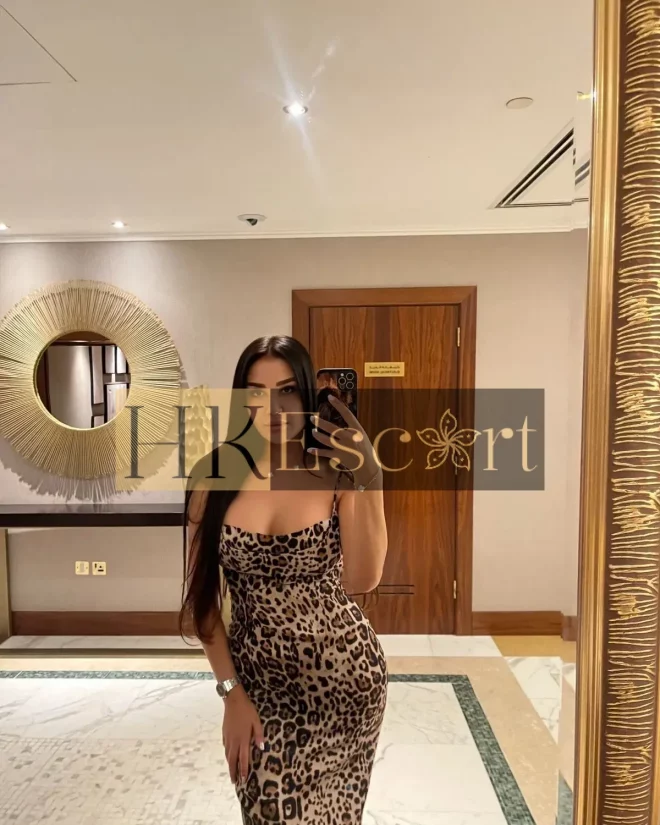 Amida, 29 years old, weight 60 kg, height 170 cm
