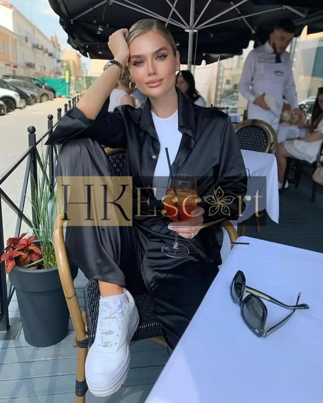 Elia, 24 years old, weight 58 kg, height 175 cm