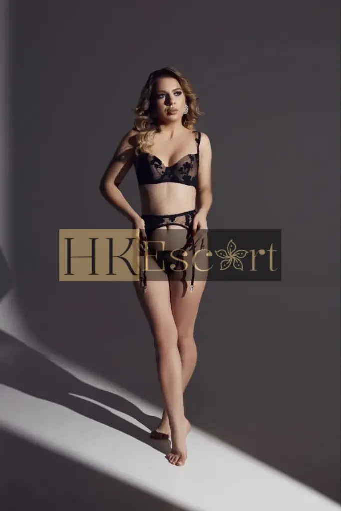 Lea - Escort Hong Kong, bust 2, height 162 cm, weight 52 kg