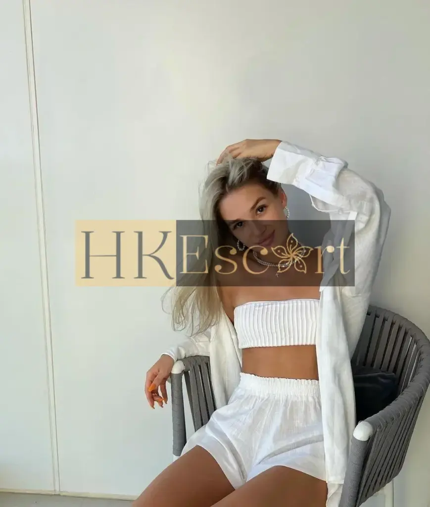 Delilah - Escort Hong Kong, bust 1, height 170 cm, weight 55 kg