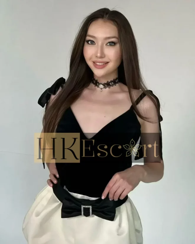 Caline, 21 years old, weight 50 kg, height 171 cm