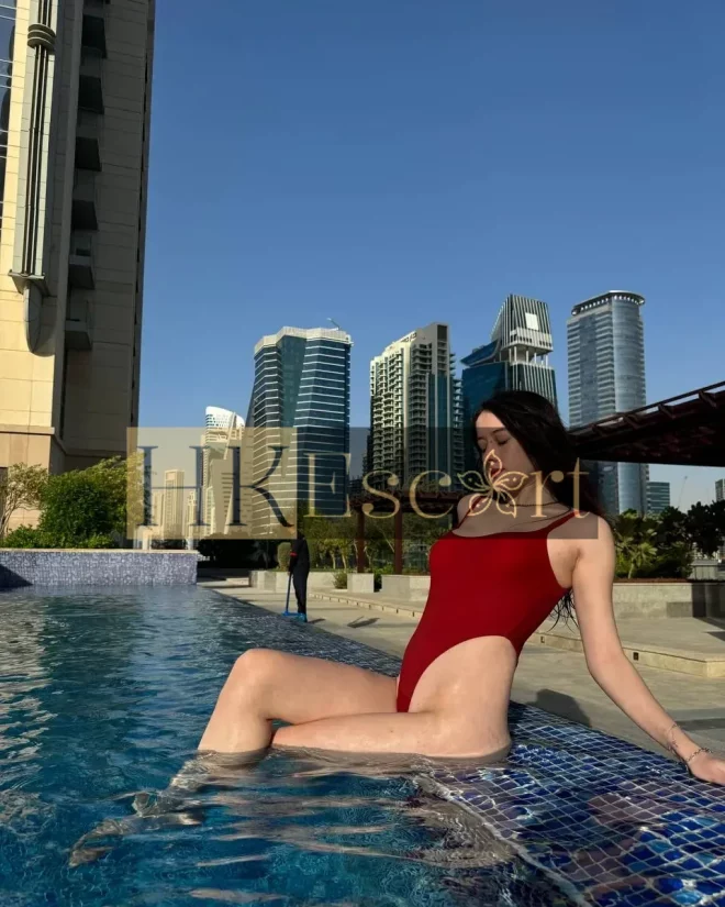 Alex, 20 years old, weight 60 kg, height 176 cm