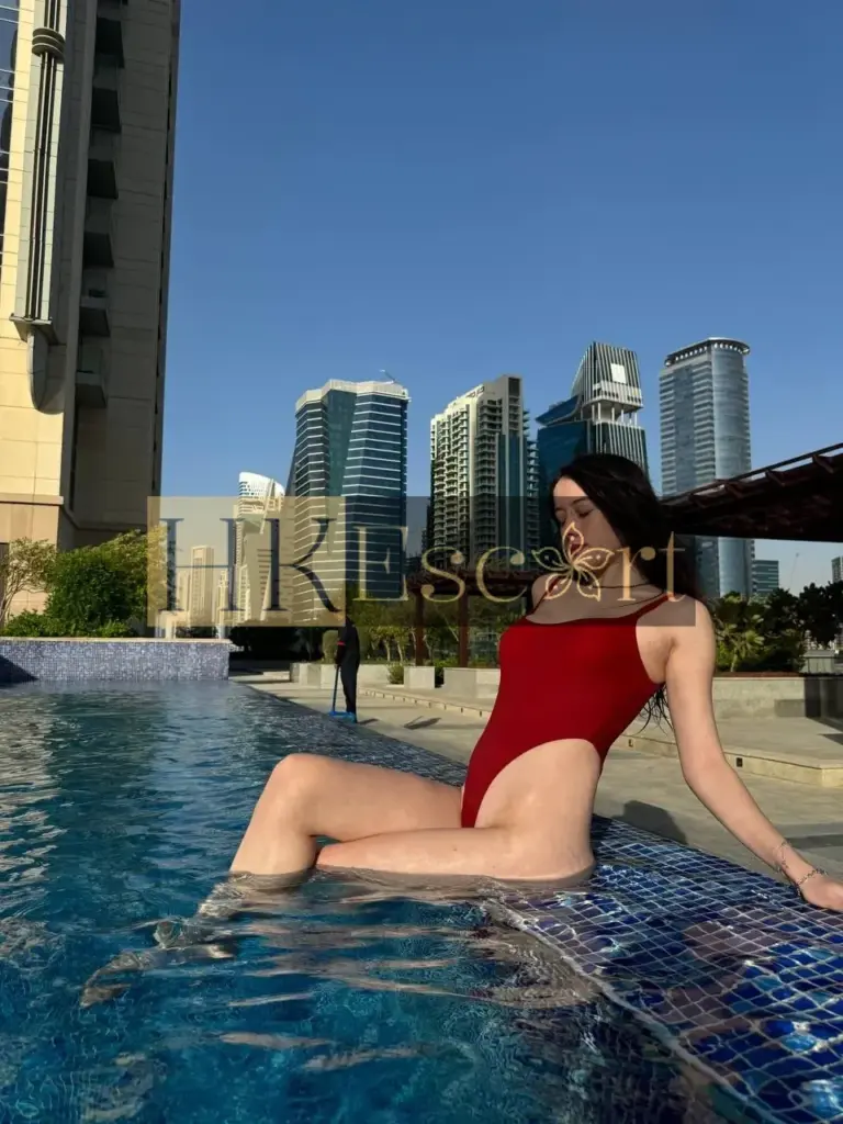 Alex - Escort Hong Kong, bust 2, height 176 cm, weight 60 kg