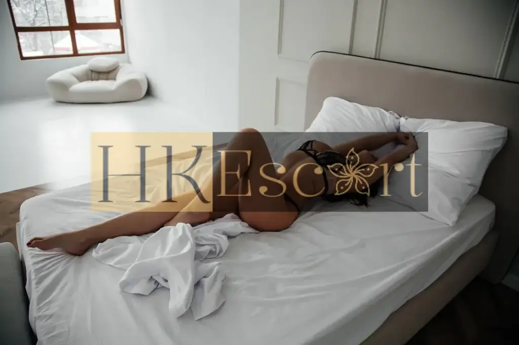 Lavinia - Escort Hong Kong, bust 2, height 162 cm, weight 52 kg