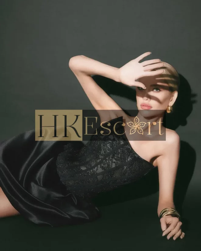 Rosalie, 24 years old, weight 57 kg, height 172 cm