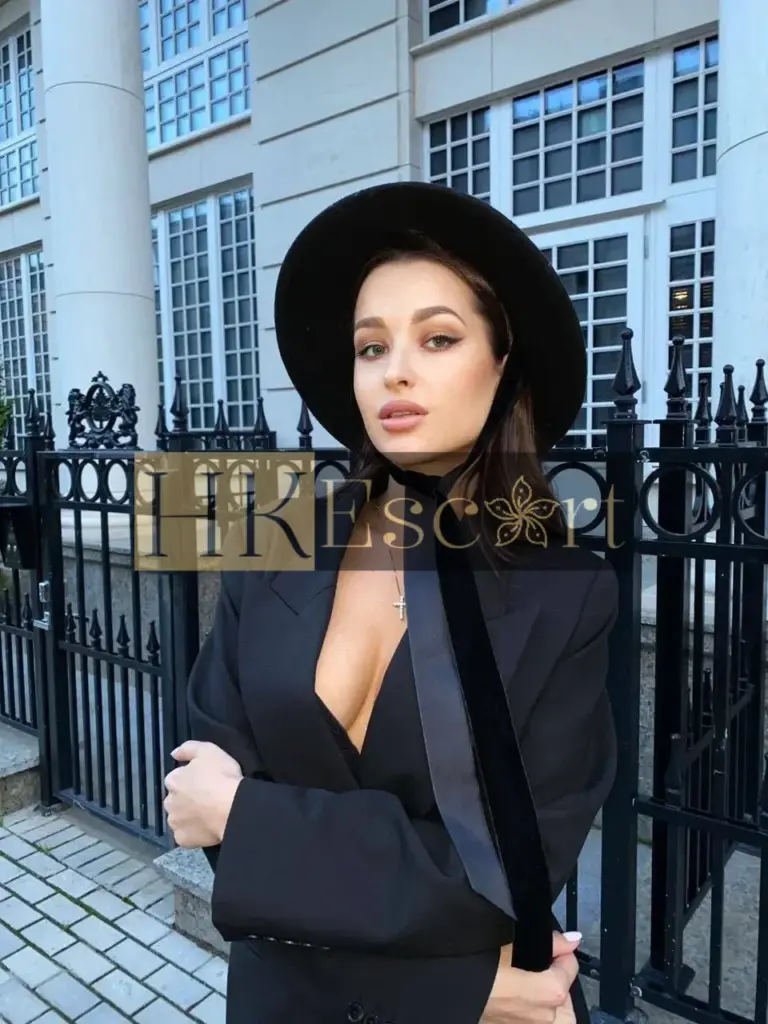 Lucy - Escort Hong Kong, bust 2, height 176 cm, weight 58 kg
