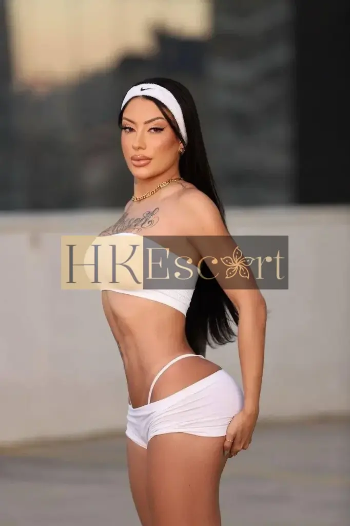 Valerie - Escort Hong Kong, bust 3, height 176 cm, weight 60 kg