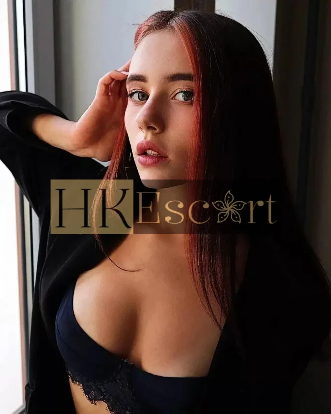 Kendall, 18 years old, weight 55 kg, height 168 cm