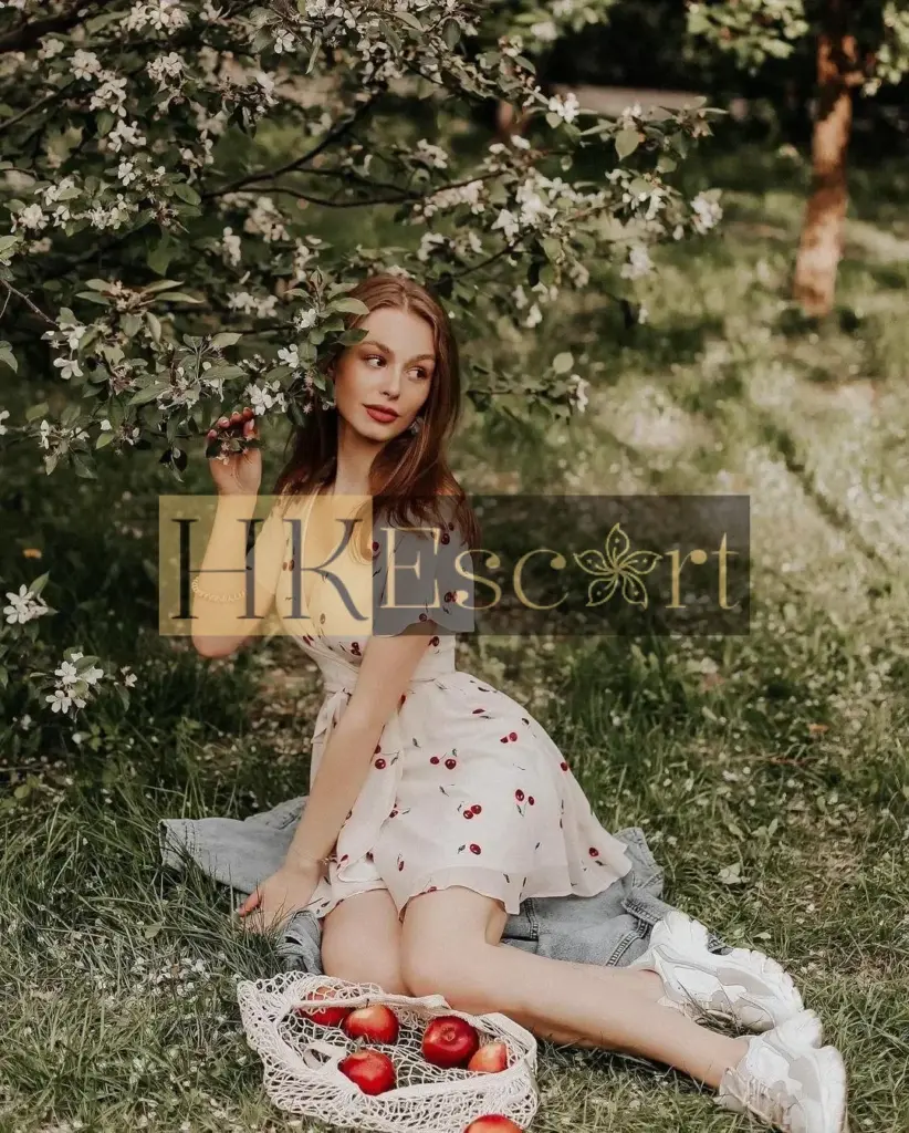 Andrea - Escort Hong Kong, bust 1, height 175 cm, weight 59 kg