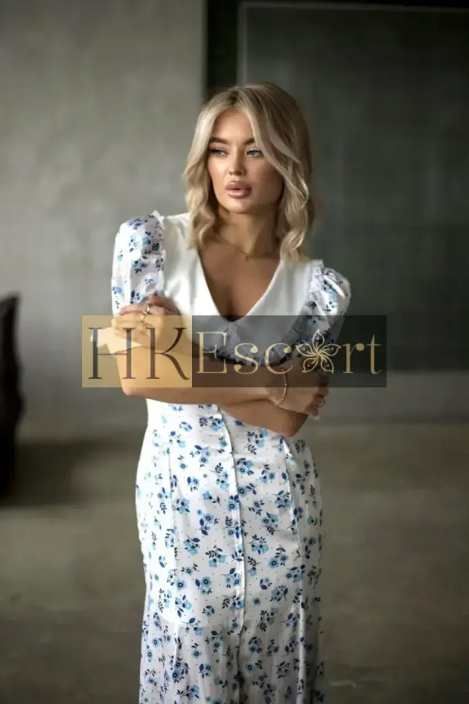 Amara - Escort Hong Kong, bust 3, height 168 cm, weight 58 kg