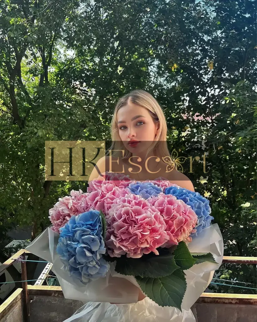 Charlotte - Escort Hong Kong, bust 2, height 169 cm, weight 56 kg