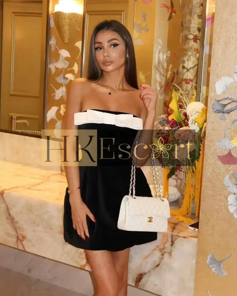 Cecilia - Escort Hong Kong, bust 2, height 175 cm, weight 56 kg