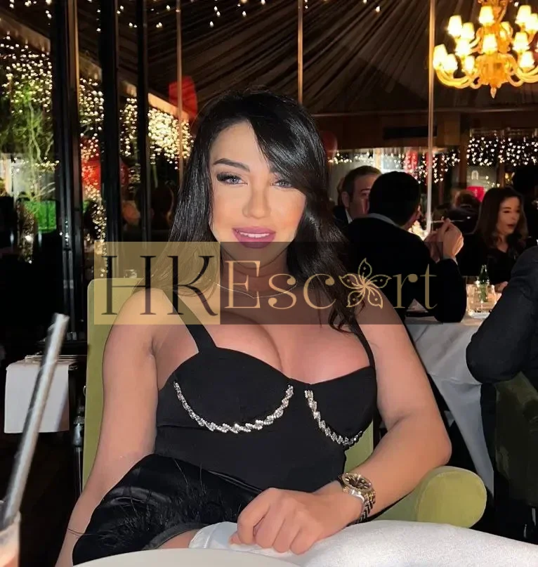 Tana - Escort Hong Kong, bust 2, height 165 cm, weight 50 kg