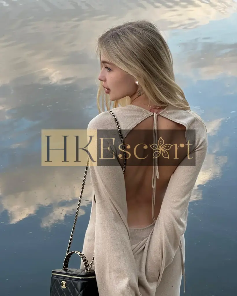 Madeleine - Escort Hong Kong, bust 3, height 172 cm, weight 59 kg