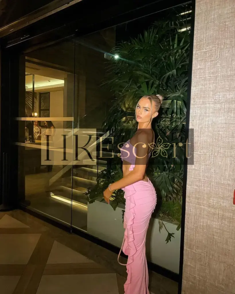 Sasha - Escort Hong Kong, bust 2, height 178 cm, weight 54 kg
