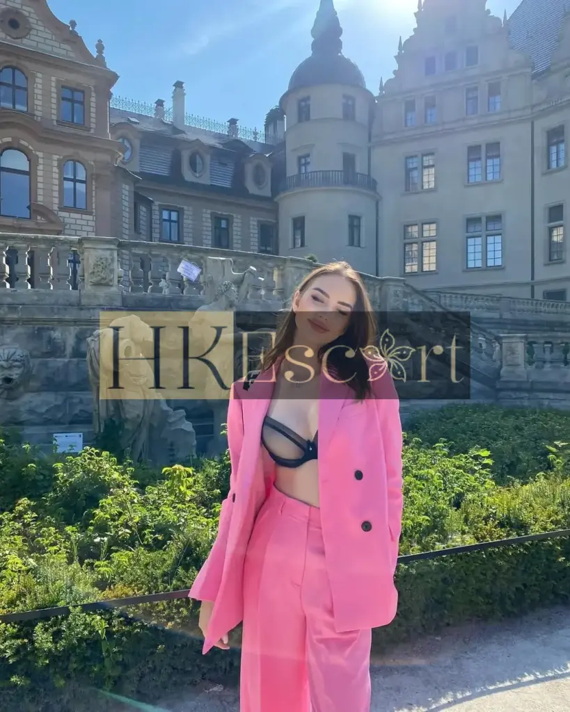 Isabella - Escort Hong Kong, bust 2, height 171 cm, weight 57 kg
