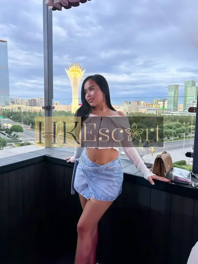 Asi - Escort Hong Kong, bust 3, height 167 cm, weight 50 kg