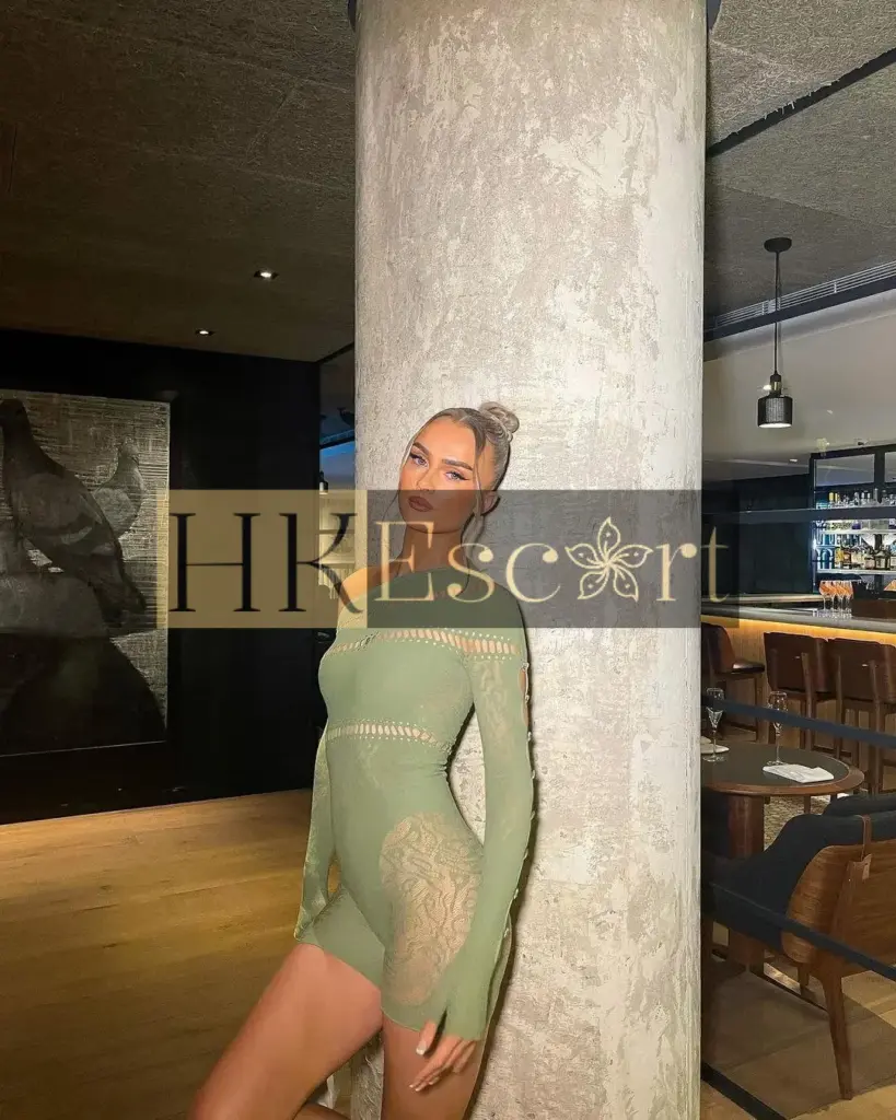 Sasha - Escort Hong Kong, bust 2, height 178 cm, weight 54 kg