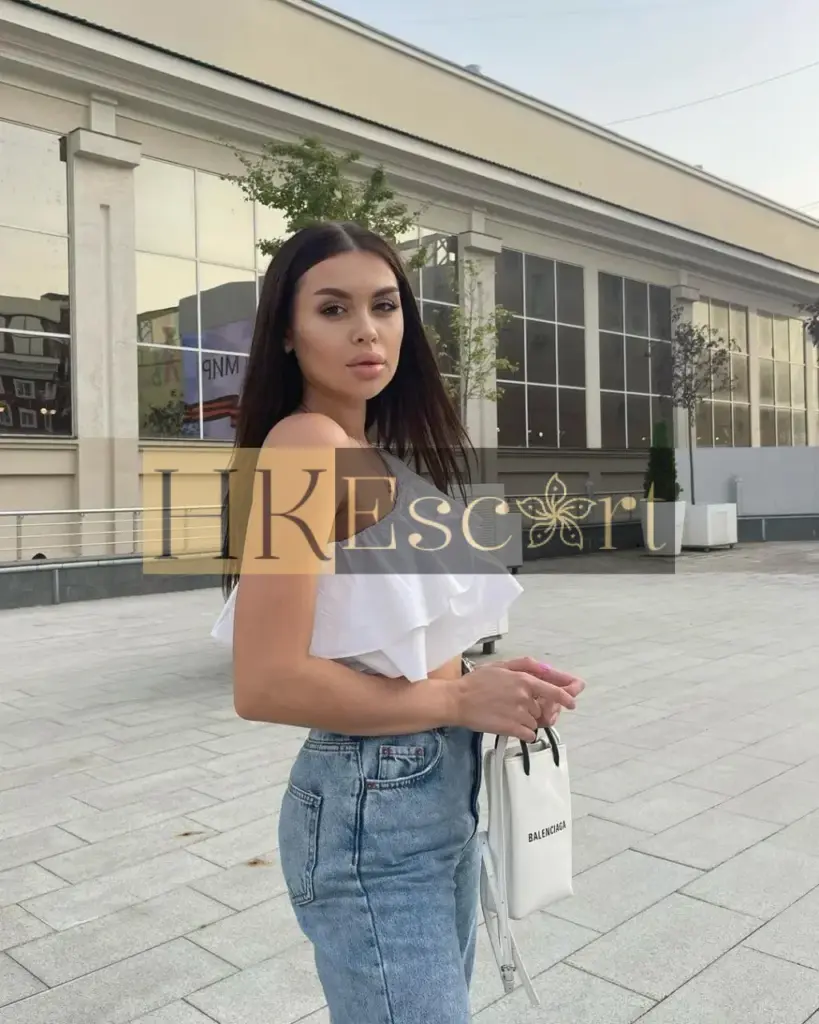 Kayla - Escort Hong Kong, bust 1, height 175 cm, weight 56 kg