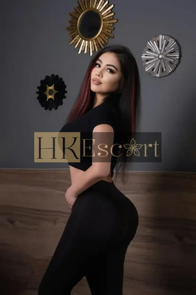 Angie - Escort Hong Kong, bust 2, height 163 cm, weight 67 kg