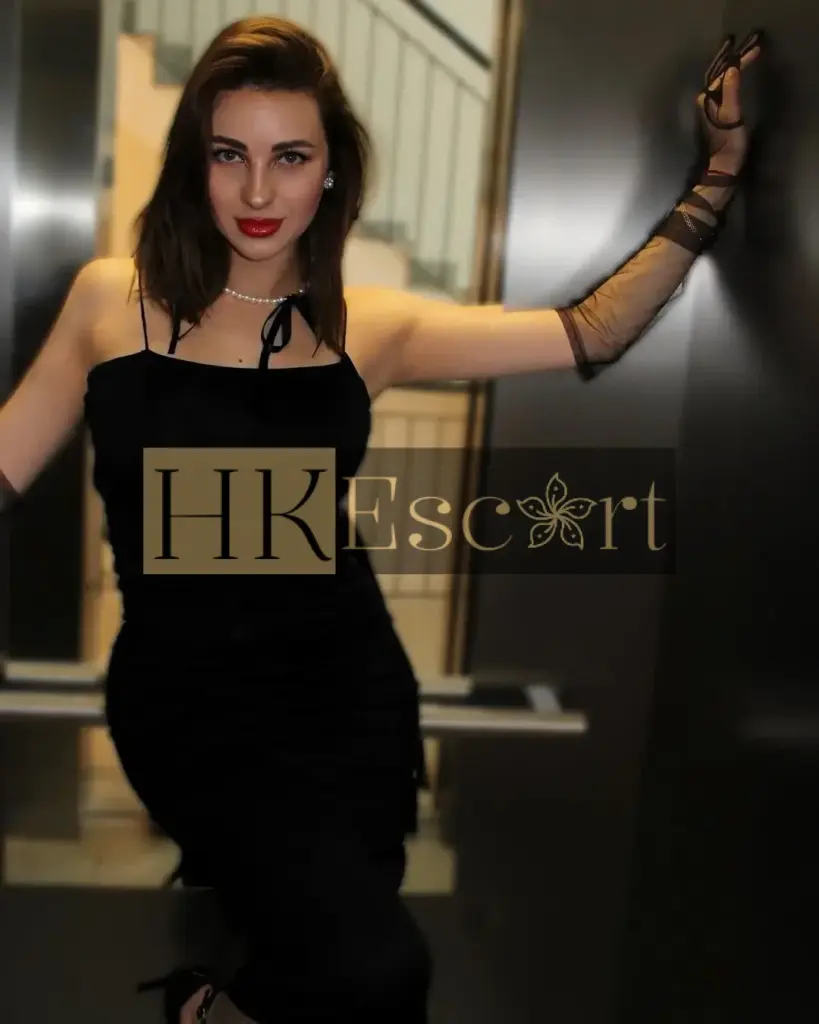 Penelope - Escort Hong Kong, bust 2, height 174 cm, weight 59 kg