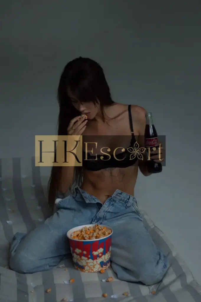 Polina - Escort Hong Kong, bust 2, height 164 cm, weight 43 kg