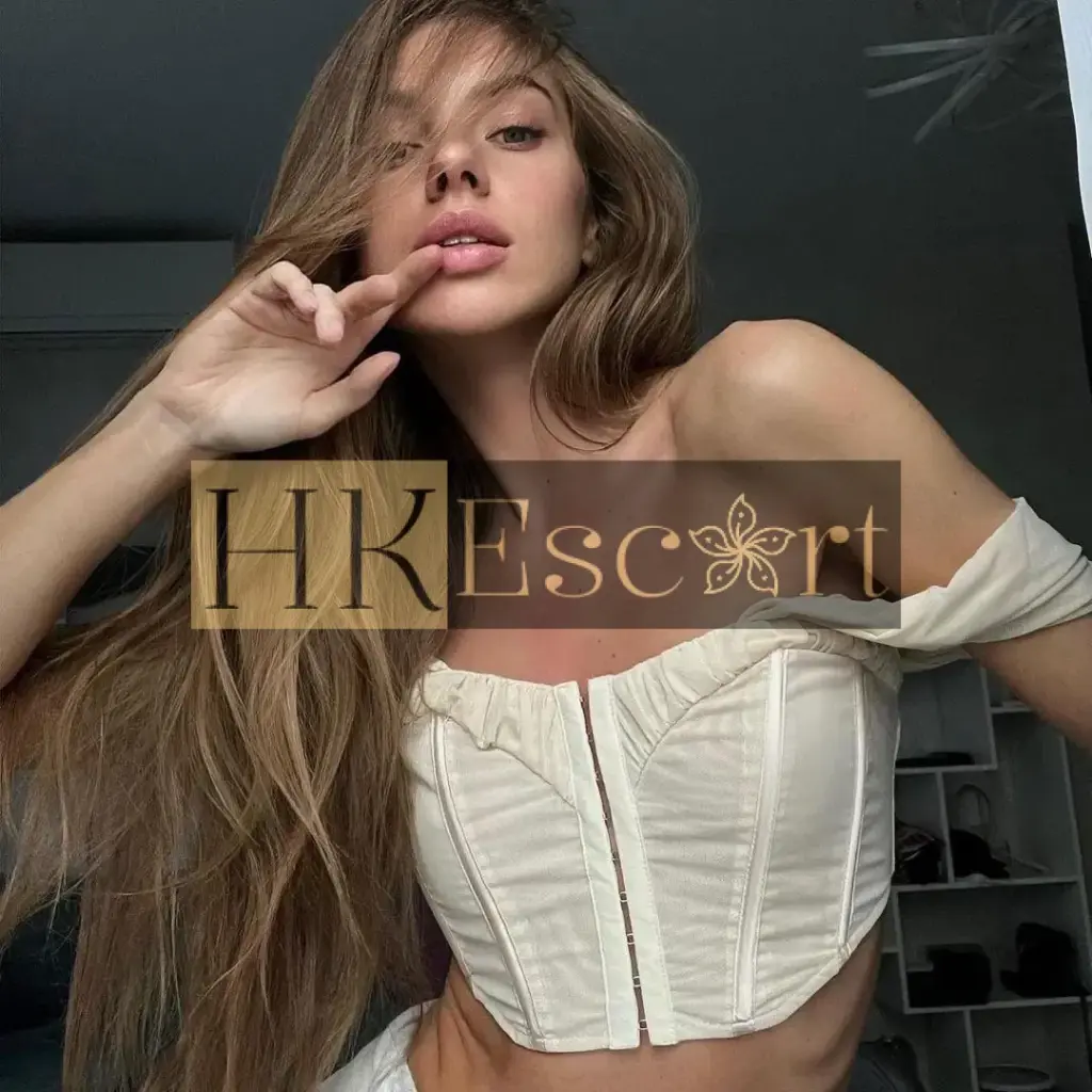 Leila - Escort Hong Kong, bust 1, height 172 cm, weight 56 kg