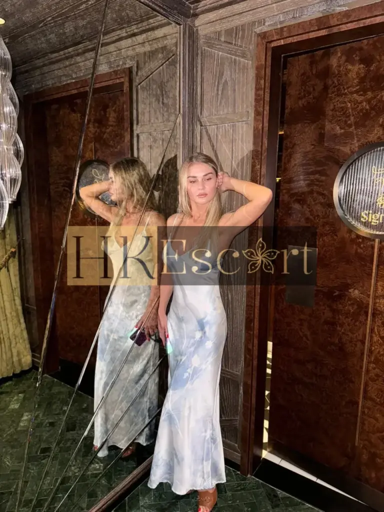 Talia - Escort Hong Kong, bust 2, height 162 cm, weight 49 kg