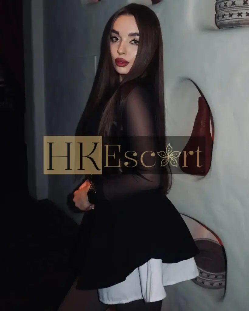 Stella - Escort Hong Kong, bust 2, height 175 cm, weight 57 kg