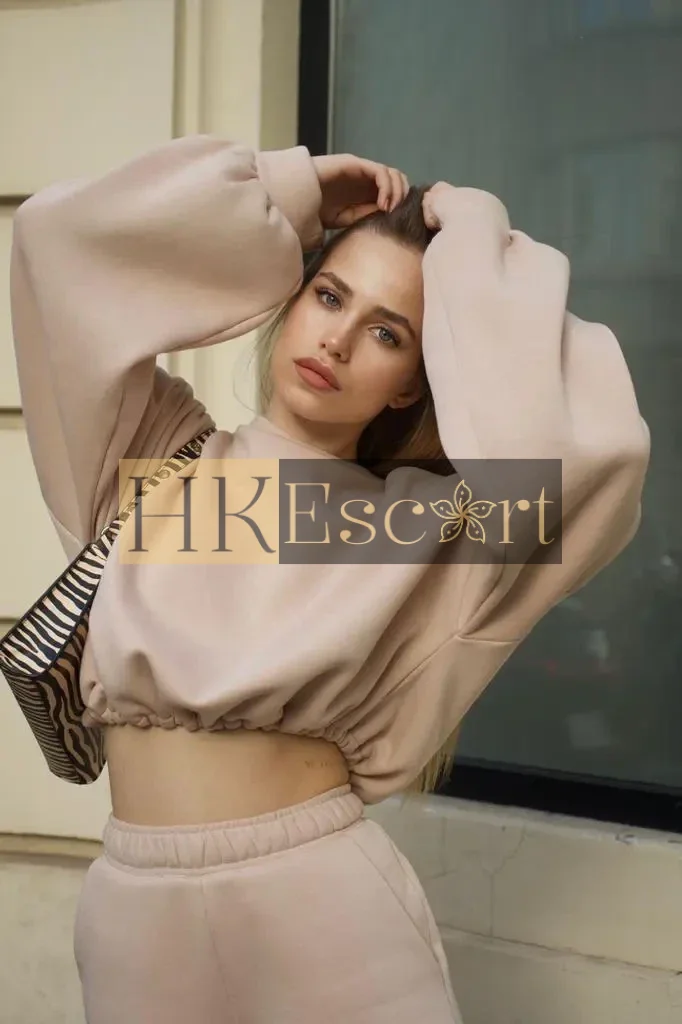 Lucia - Escort Hong Kong, bust 1, height 170 cm, weight 56 kg