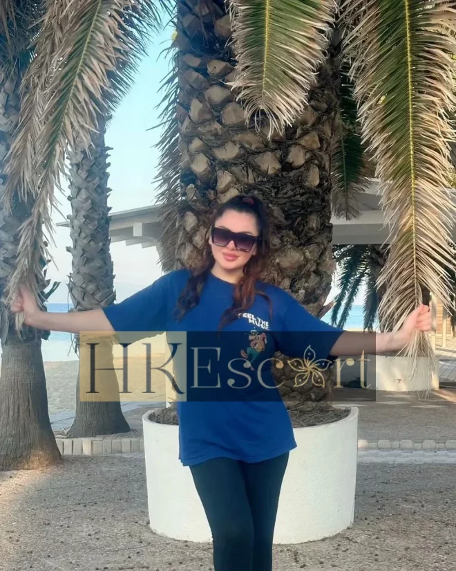 Marta, 33 years old, weight 75 kg, height 170 cm