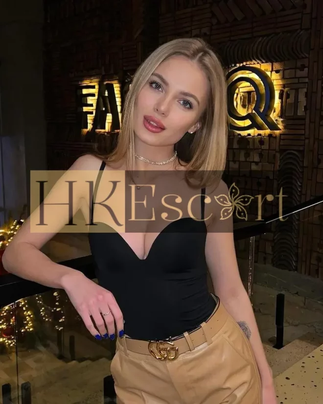 Maisie, 22 years old, weight 55 kg, height 170 cm