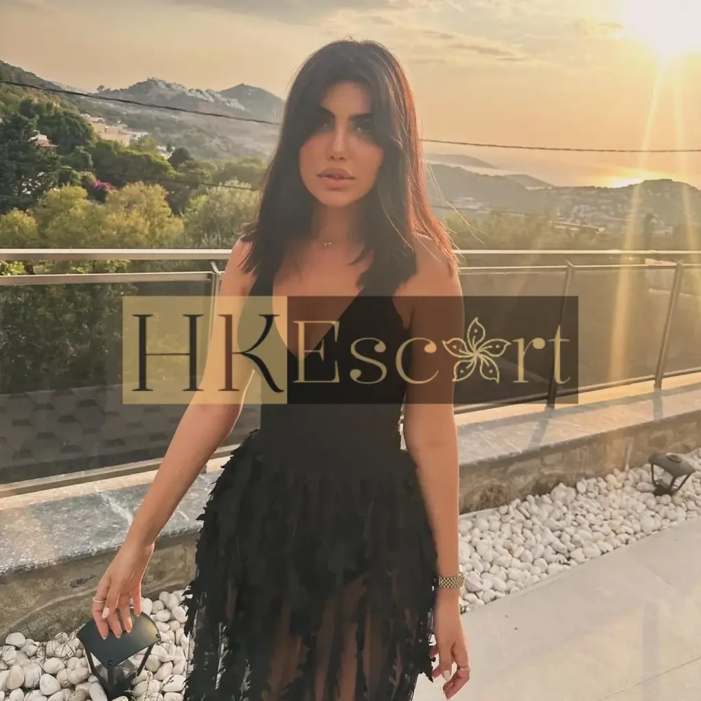 Sulny - Escort Hong Kong, bust 2, height 178 cm, weight 64 kg