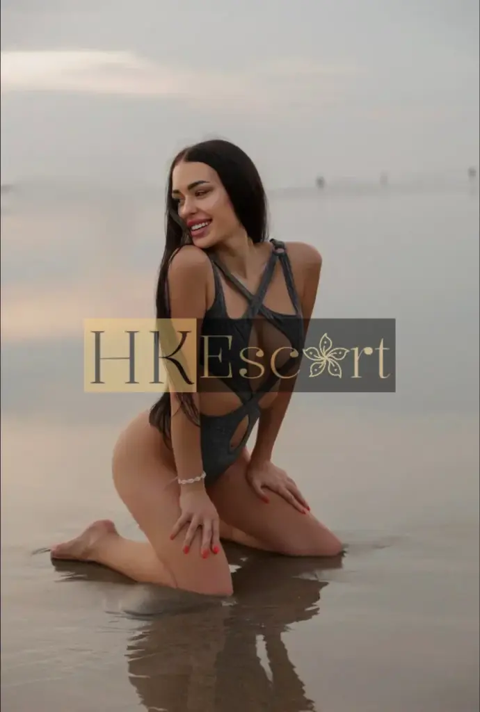 Marlen - Escort Hong Kong, bust 2, height 170 cm, weight 55 kg