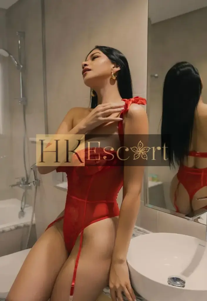 Vlassa - Escort Hong Kong, bust 2, height 177 cm, weight 50 kg