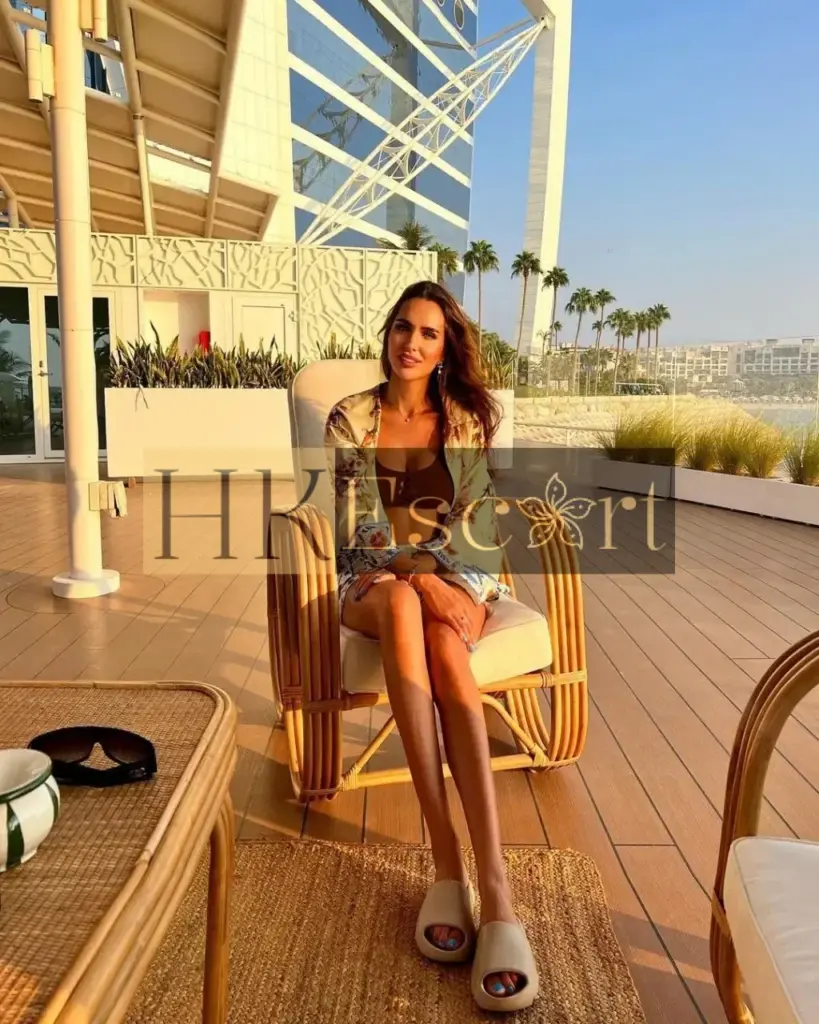 Dakota - Escort Hong Kong, bust 2, height 170 cm, weight 56 kg