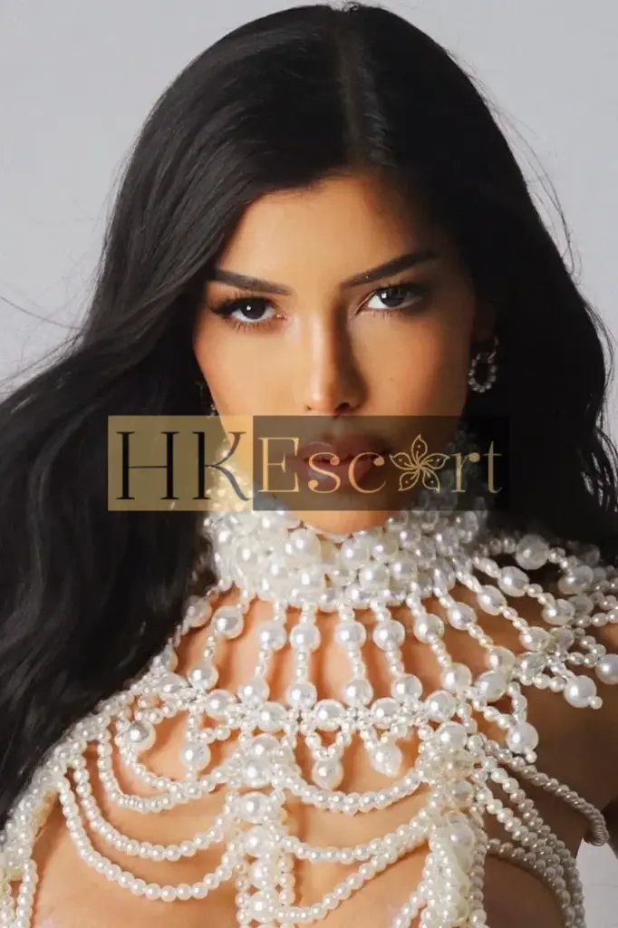 Adriana - Escort Hong Kong, bust 3, height 166 cm, weight 47 kg