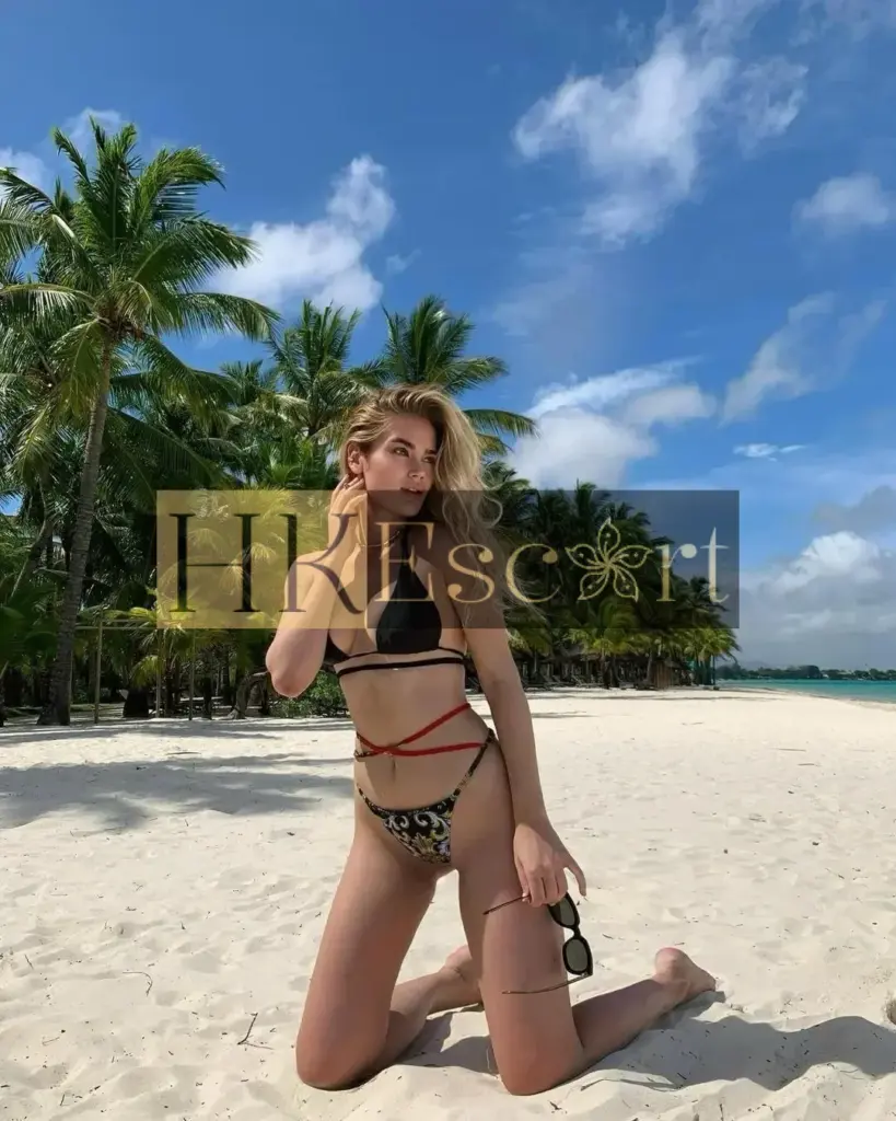 Elia - Escort Hong Kong, bust 2, height 175 cm, weight 58 kg