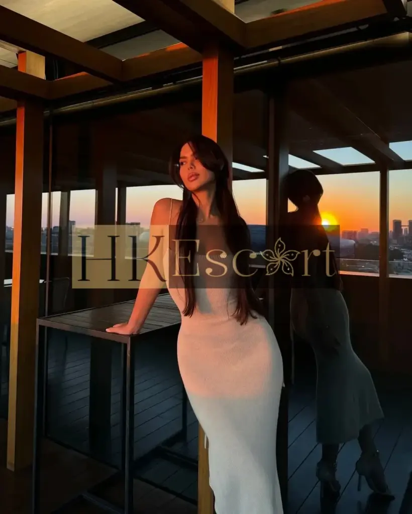 Adeline - Escort Hong Kong, bust 3, height 175 cm, weight 59 kg