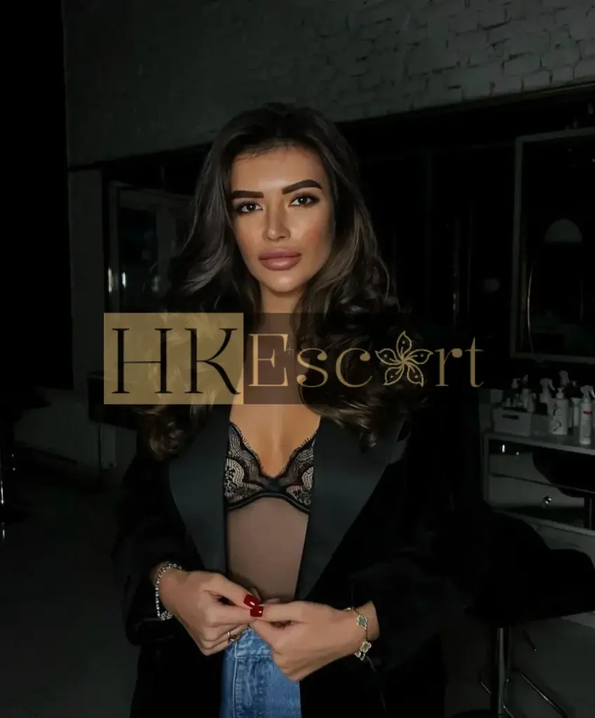 Margot - Escort Hong Kong, bust 3, height 178 cm, weight 59 kg