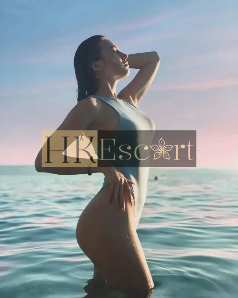 Ophelia - Escort Hong Kong, bust 2, height 175 cm, weight 58 kg