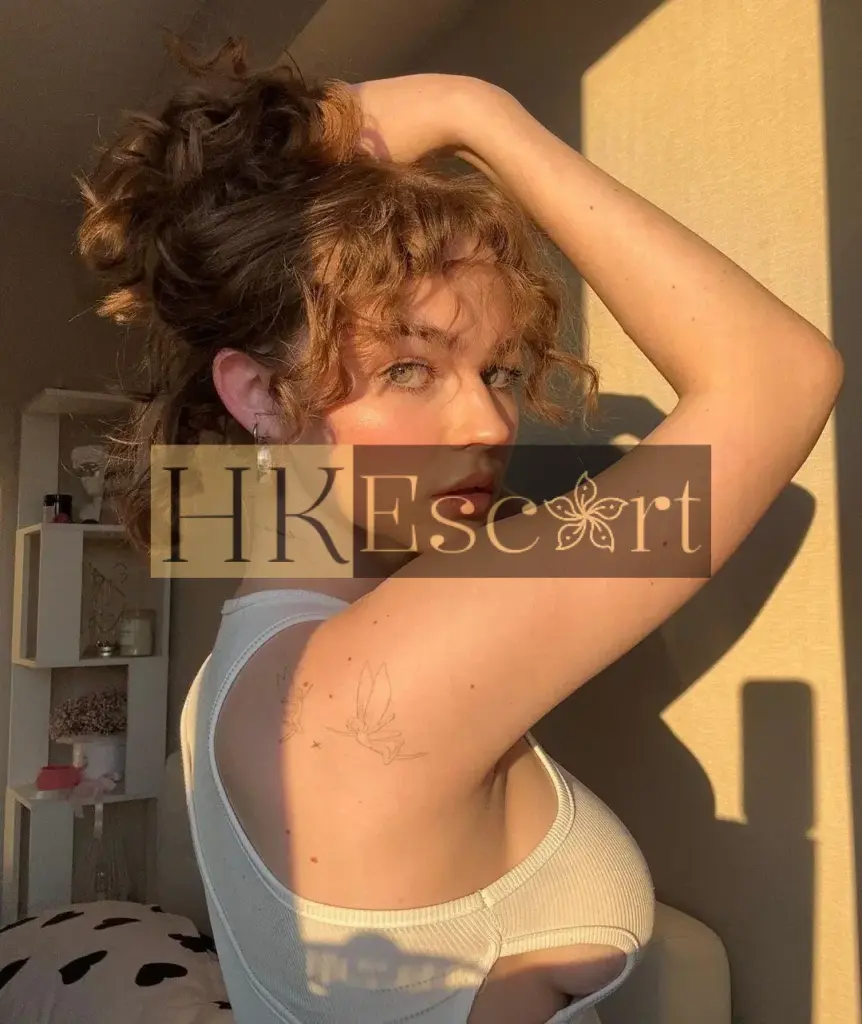 Romy - Escort Hong Kong, bust 3, height 171 cm, weight 56 kg